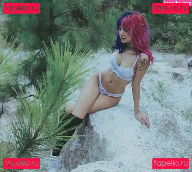 Ybbbyx Onlyfans Photo Gallery 