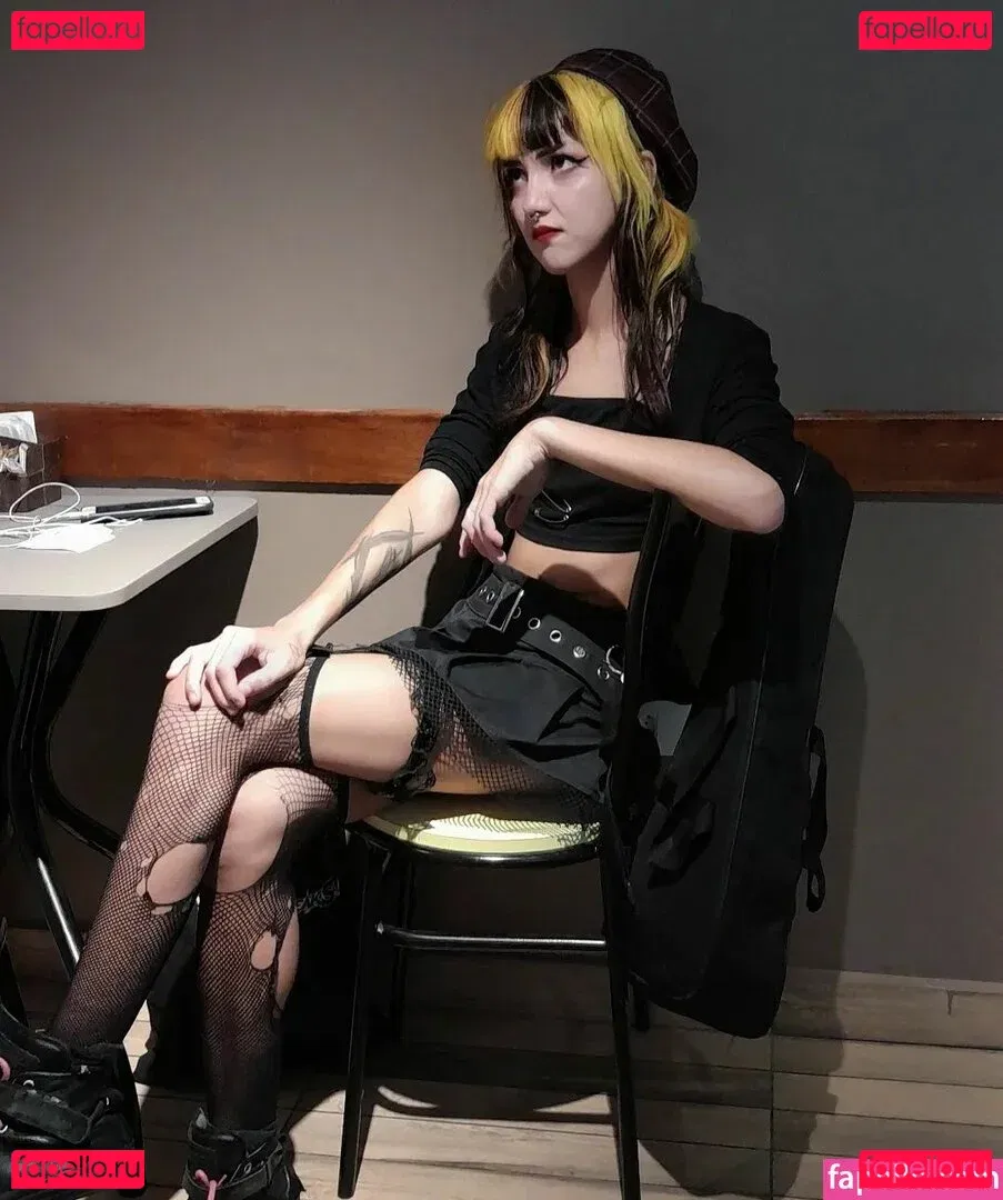 Ybbbyx Onlyfans Photo Gallery 