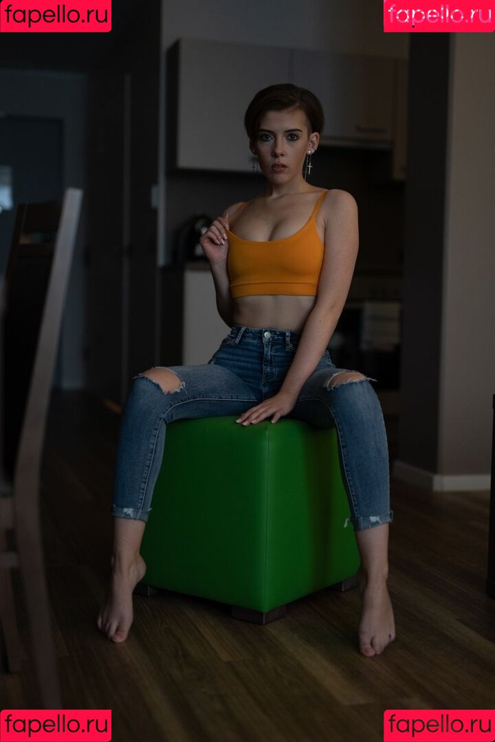 TheAleexa Onlyfans Photo Gallery 