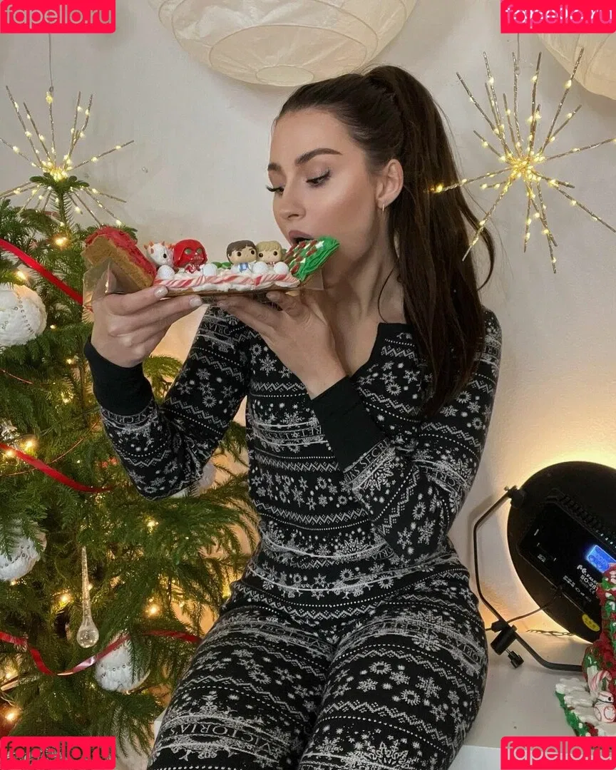 Palmbee Onlyfans Photo Gallery 
