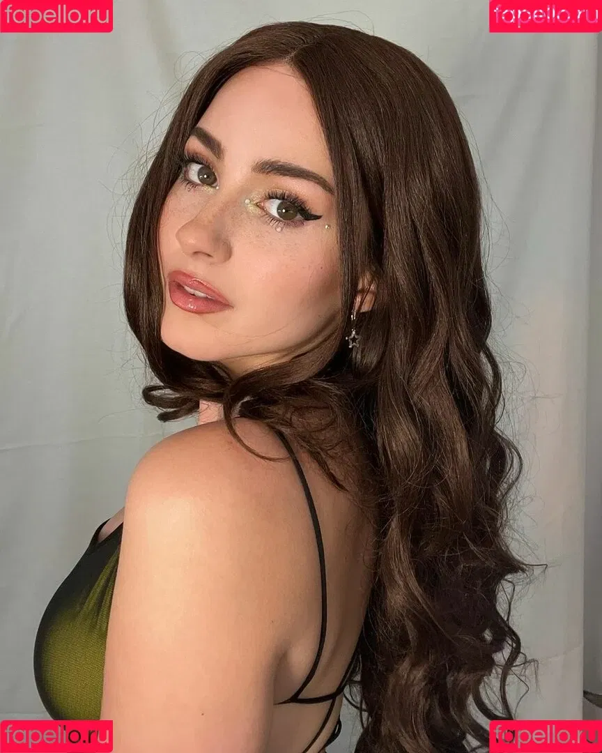 Palmbee Onlyfans Photo Gallery 