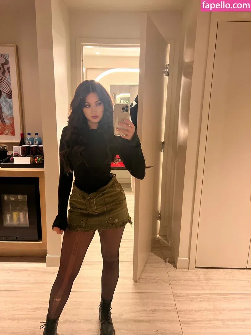 Palmbee Onlyfans Photo Gallery 