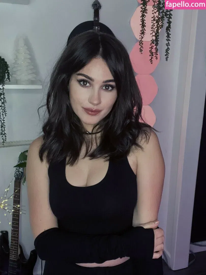 Palmbee Onlyfans Photo Gallery 