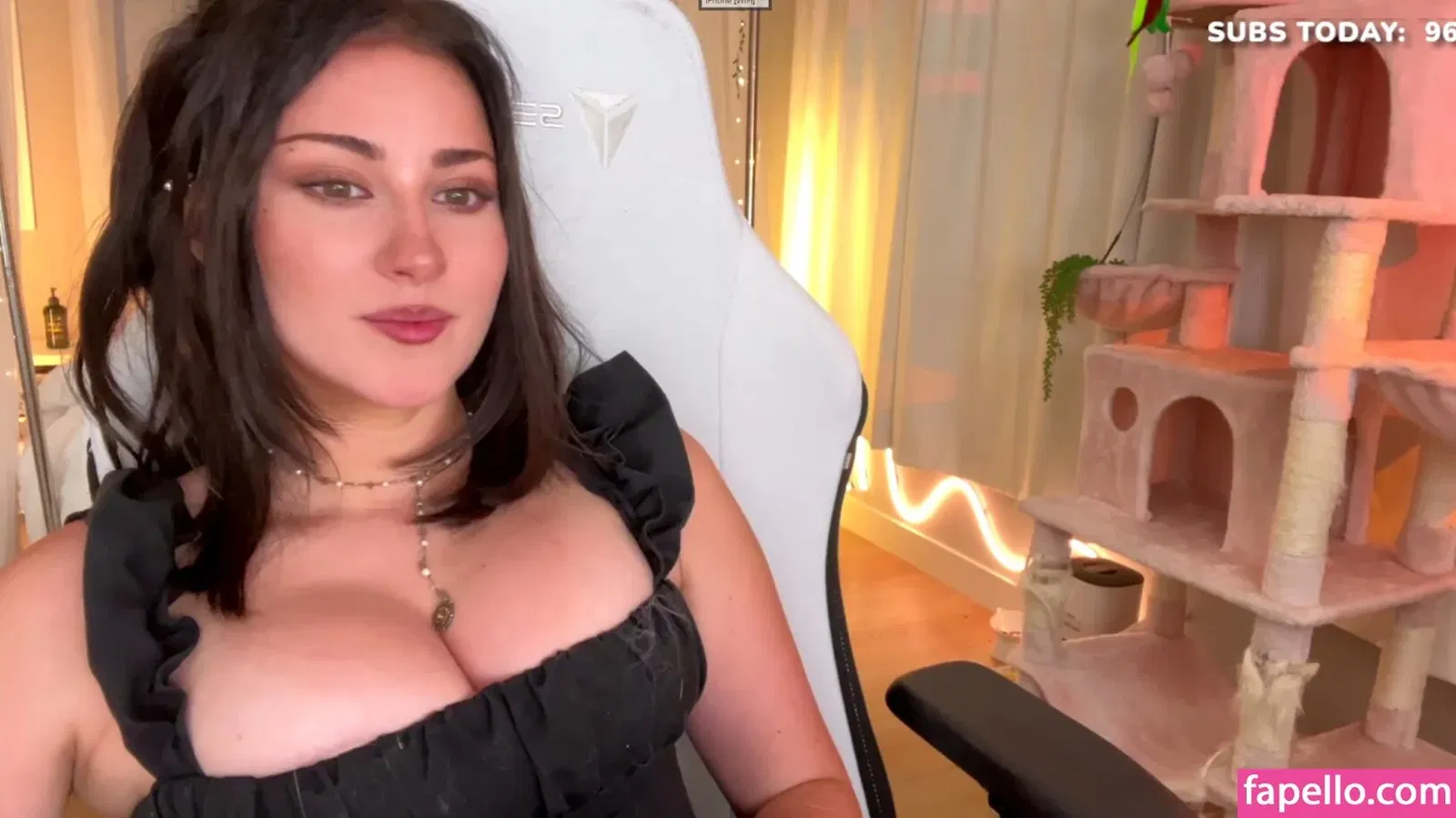 Palmbee Onlyfans Photo Gallery 