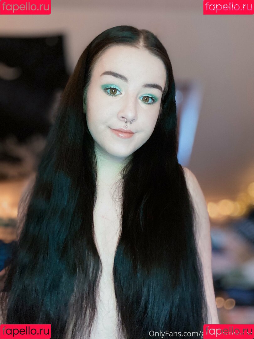 gothgermsfree Onlyfans Photo Gallery 