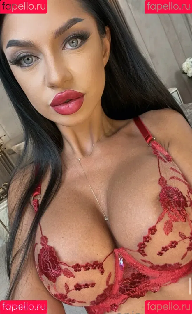 Anisyia Onlyfans Photo Gallery 