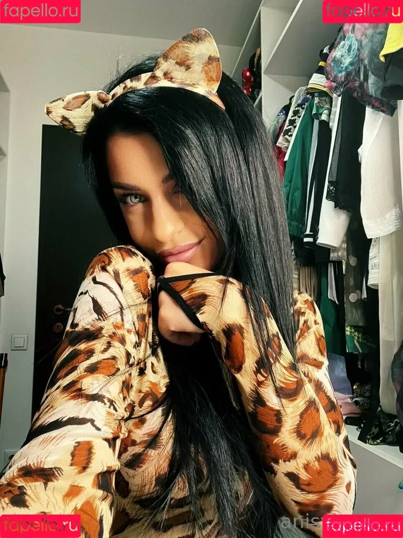 Anisyia Onlyfans Photo Gallery 