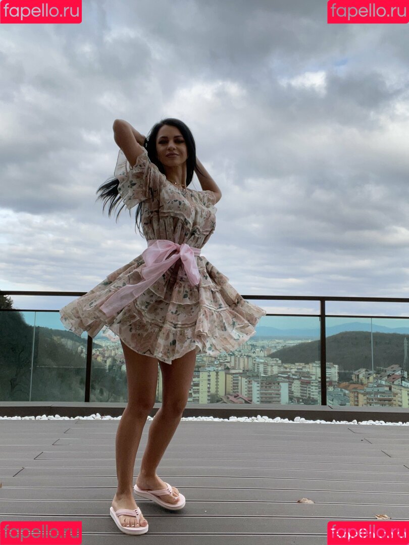 Anisyia Onlyfans Photo Gallery 