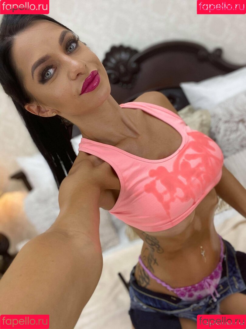 Anisyia Onlyfans Photo Gallery 