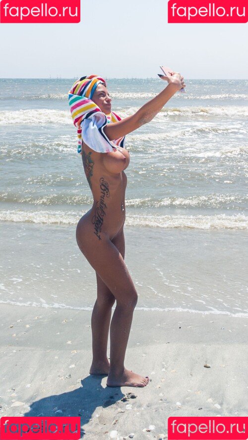 Anisyia Onlyfans Photo Gallery 