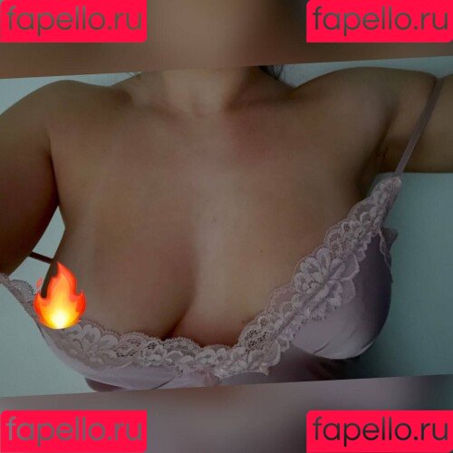 Andrea Rojo RedMil Nude Onlyfans Photo 16