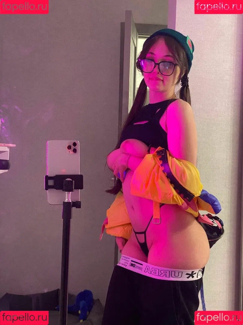 Kiko Baka Onlyfans Photo Gallery 