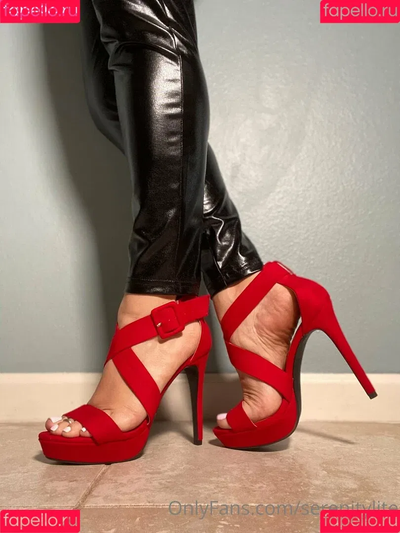 serenitylite Onlyfans Photo Gallery 