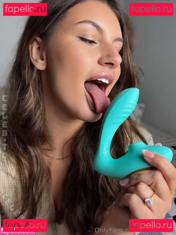 Ashley Elizabeth Onlyfans Photo Gallery 