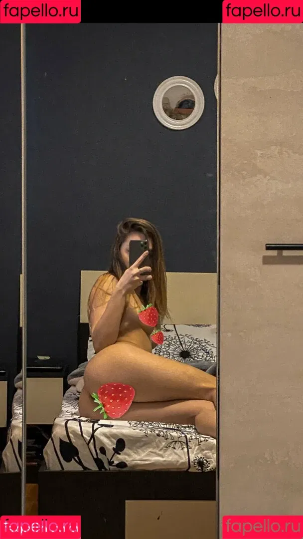 Littlecupcakee Onlyfans Photo Gallery 