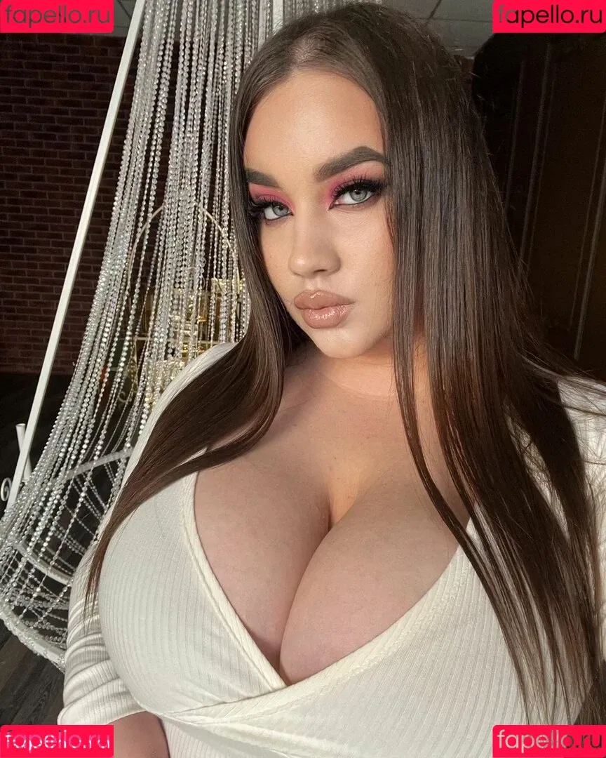 Julia Missi Onlyfans Photo Gallery 