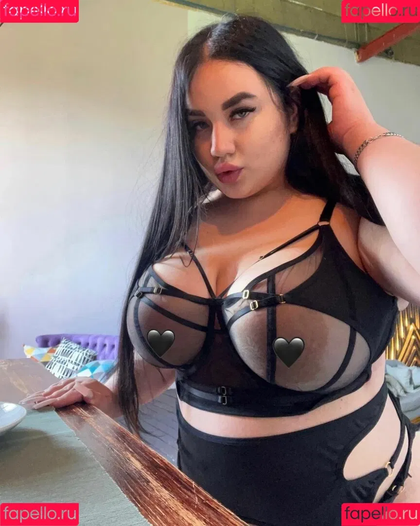 Julia Missi Onlyfans Photo Gallery 