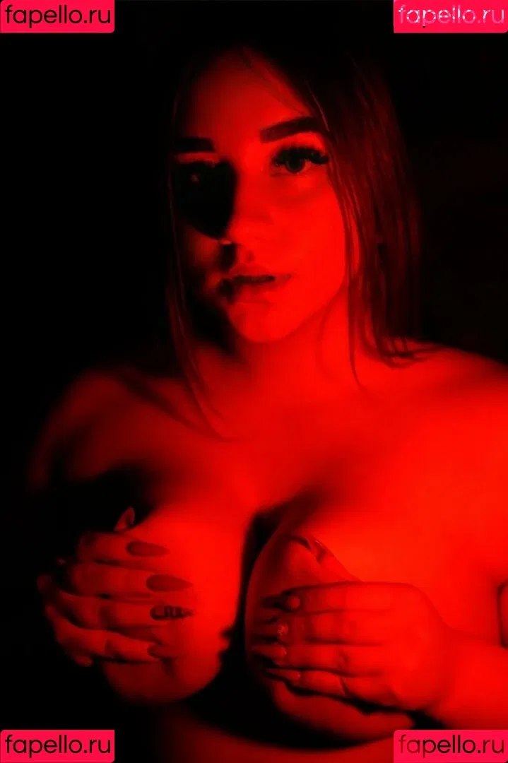 Julia Missi Onlyfans Photo Gallery 