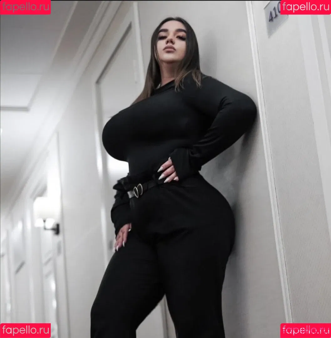 Julia Missi Onlyfans Photo Gallery 
