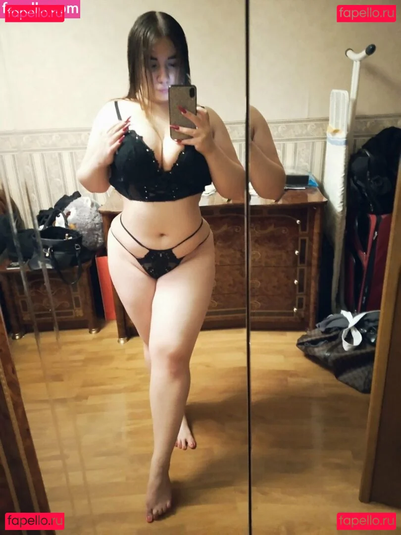 Julia Missi Onlyfans Photo Gallery 