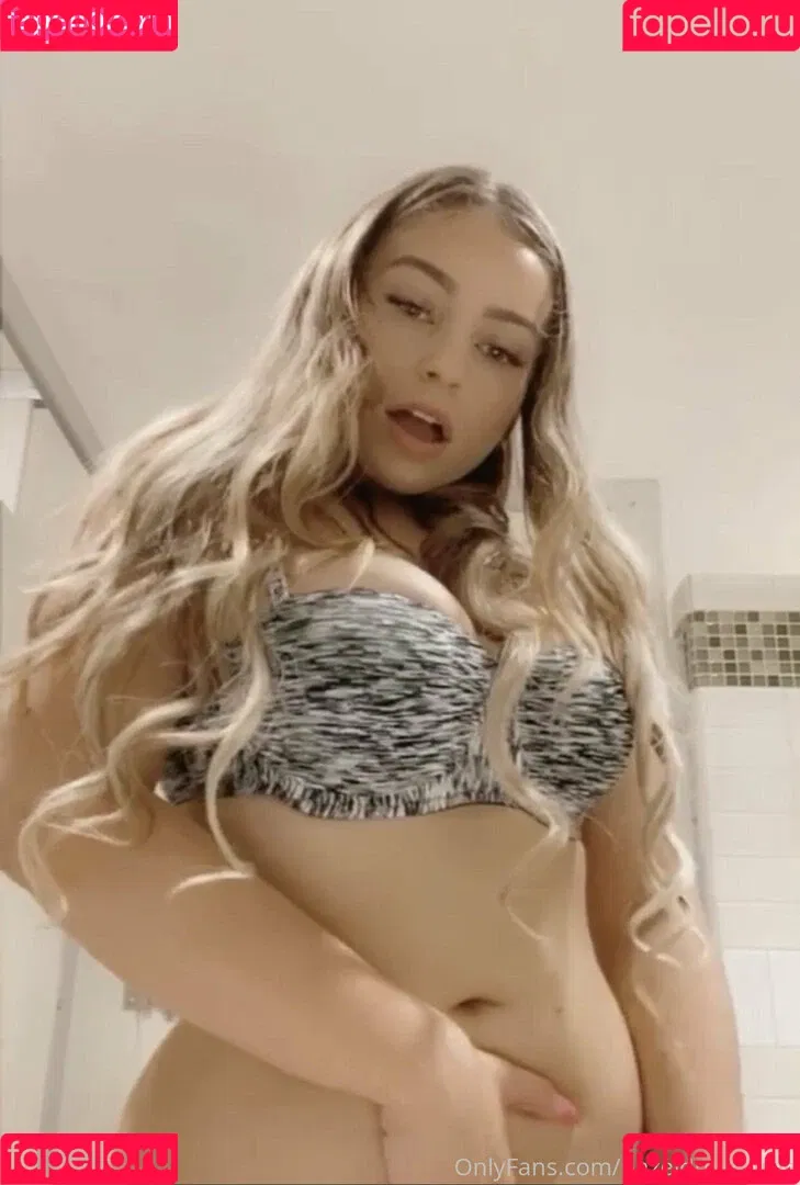 hazeldreamfree Onlyfans Photo Gallery 