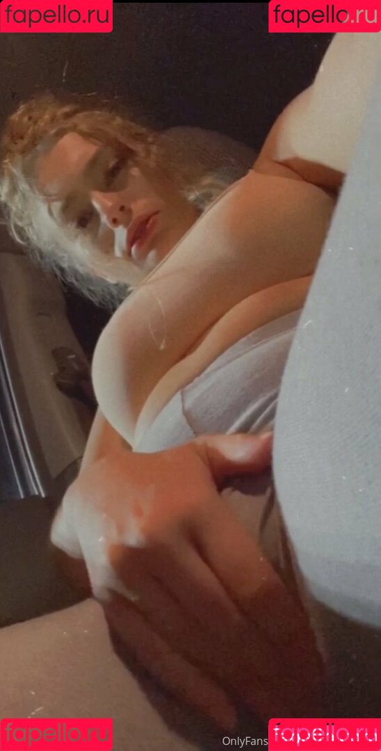 hazeldreamfree Onlyfans Photo Gallery 