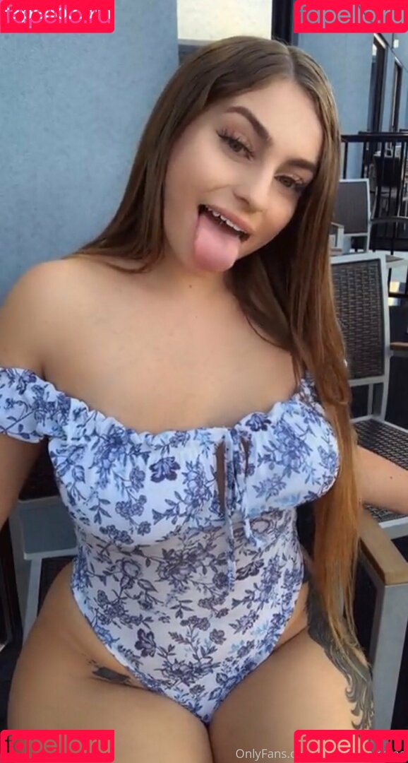 hazeldreamfree Onlyfans Photo Gallery 