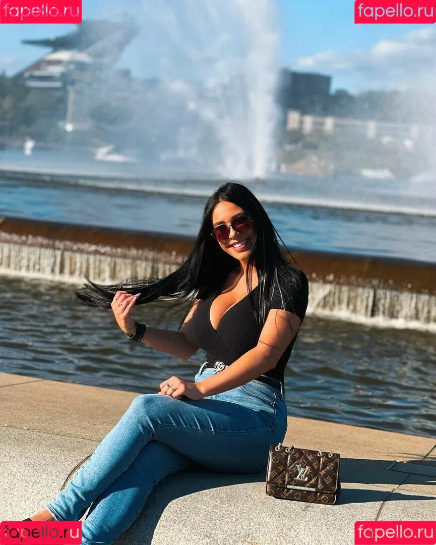 Marlee Fridley Onlyfans Photo Gallery 
