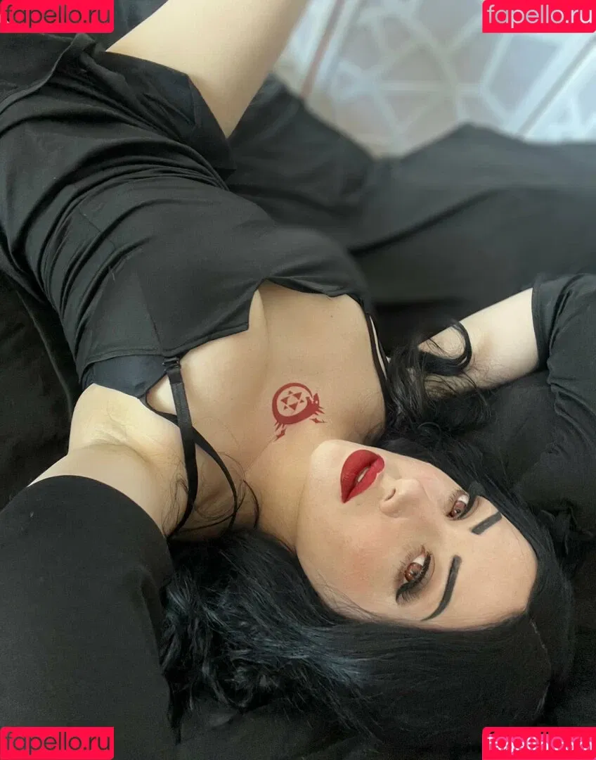 Poisynivy Onlyfans Photo Gallery 