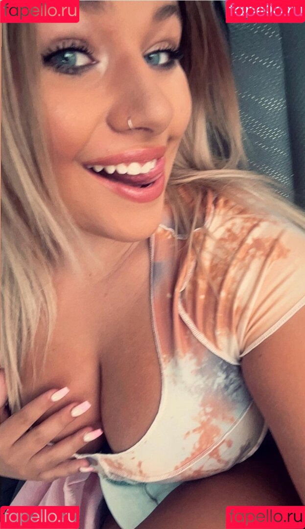 Mackenzie Spohn Onlyfans Photo Gallery 