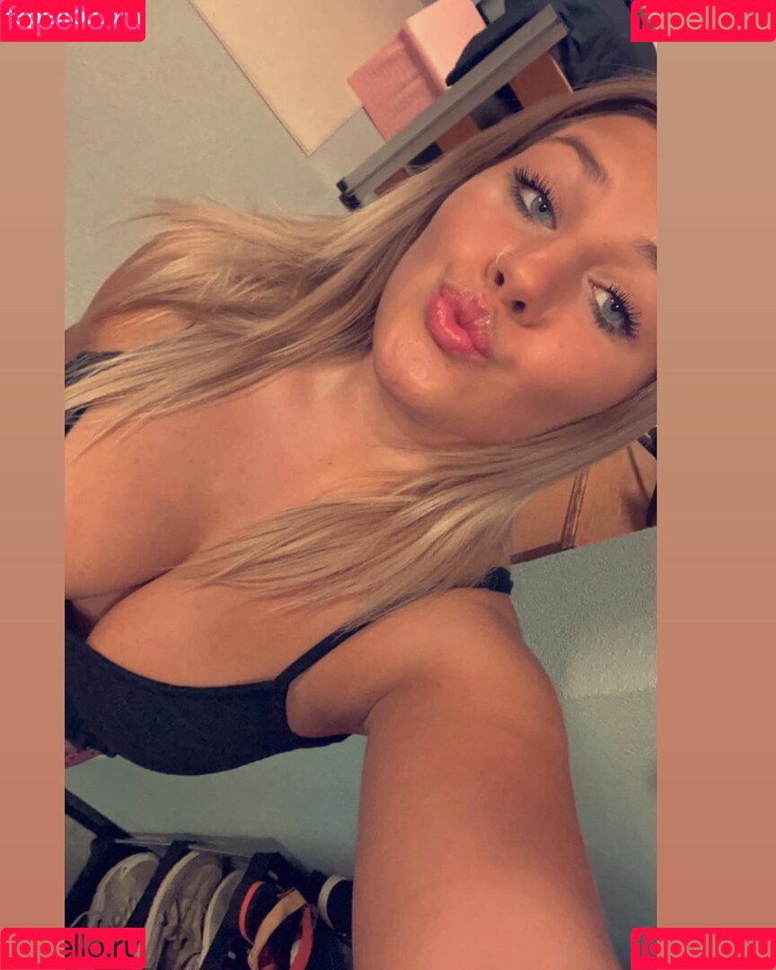 Mackenzie Spohn Onlyfans Photo Gallery 