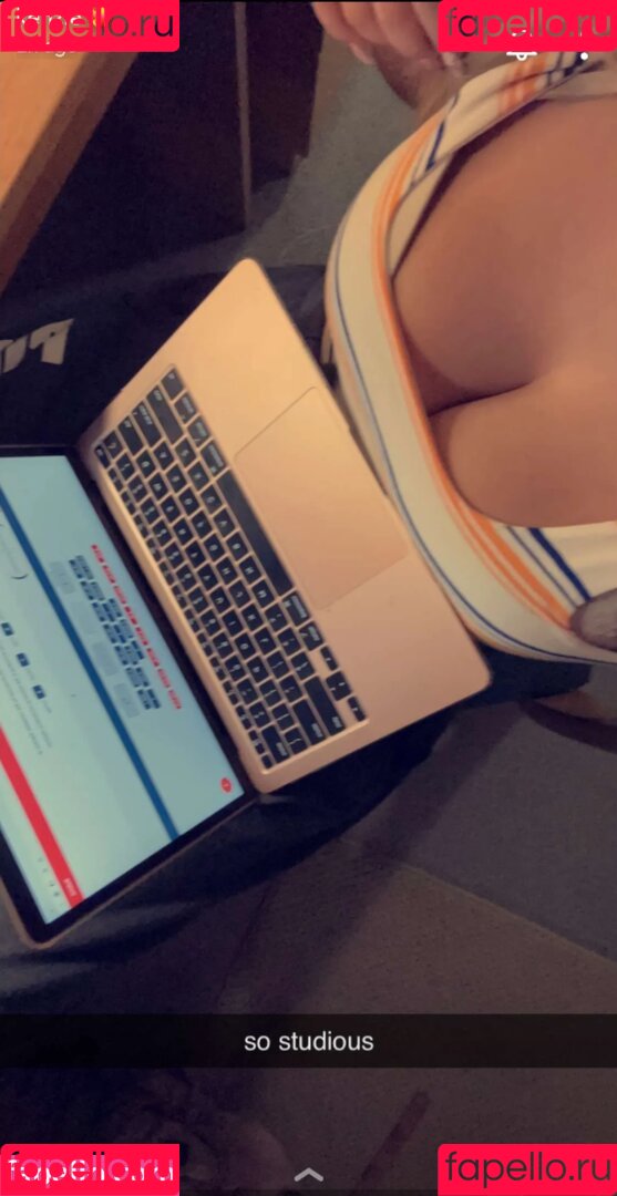 Mackenzie Spohn Onlyfans Photo Gallery 