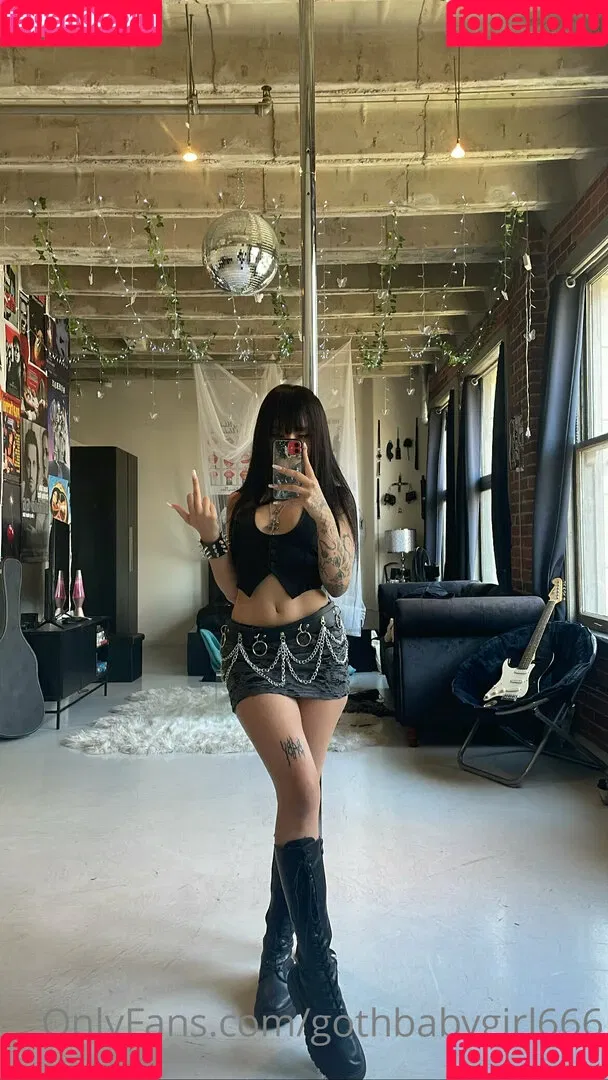 gothbabygirl666 Onlyfans Photo Gallery 