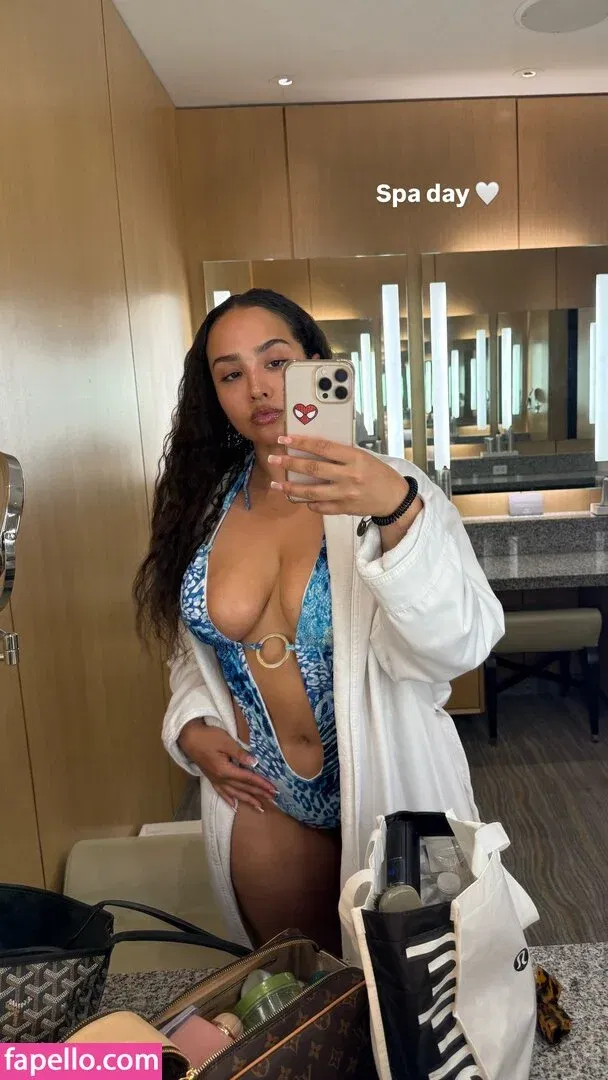 Demetria Onlyfans Photo Gallery 