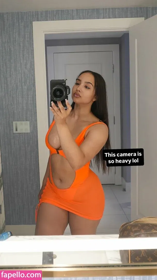 Demetria Onlyfans Photo Gallery 