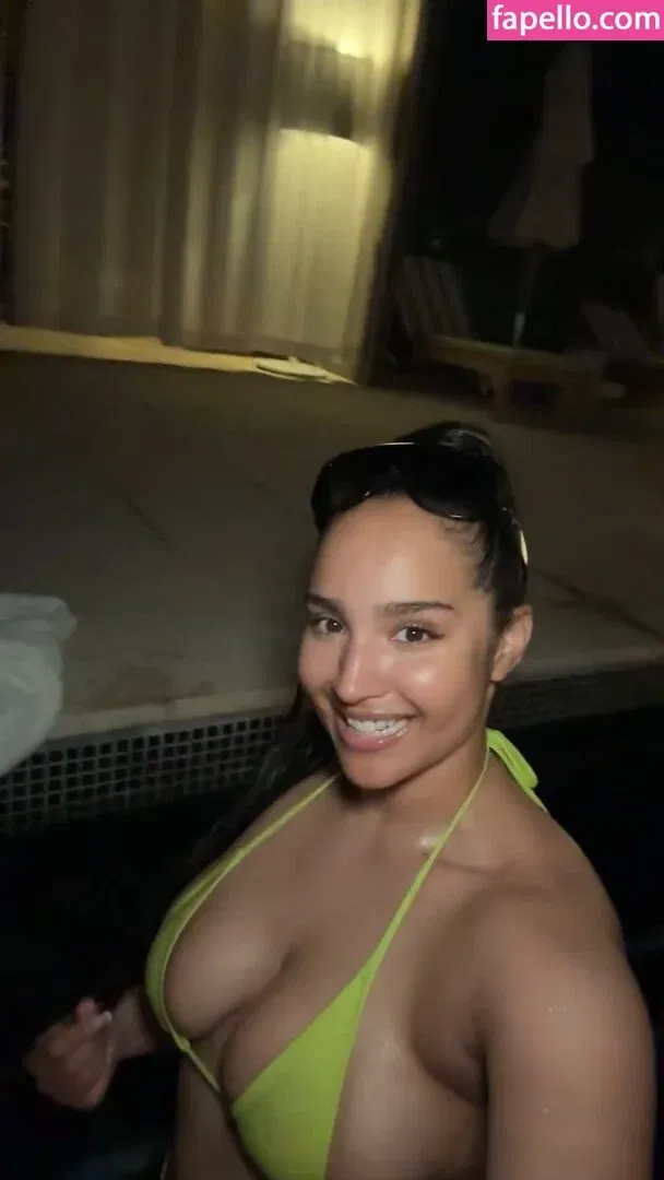 Demetria Onlyfans Photo Gallery 