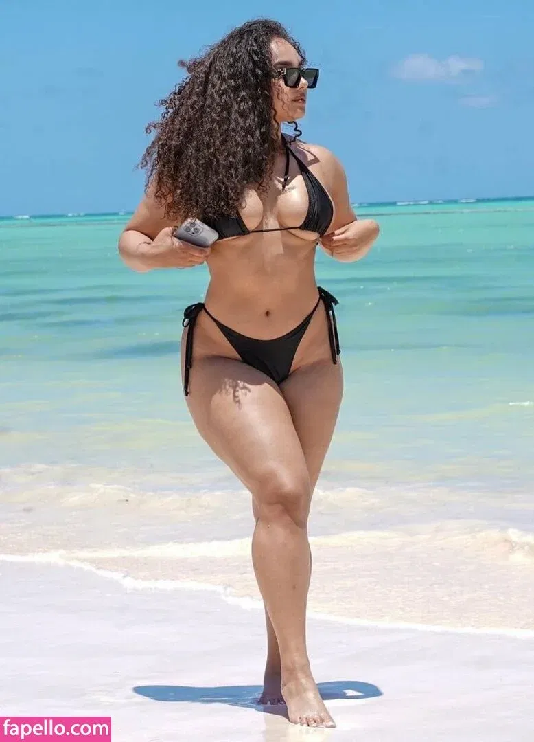 Demetria Onlyfans Photo Gallery 