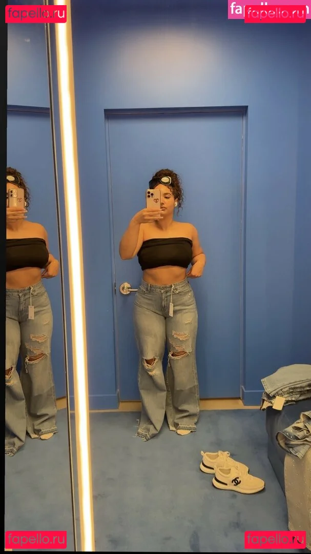 Demetria Onlyfans Photo Gallery 