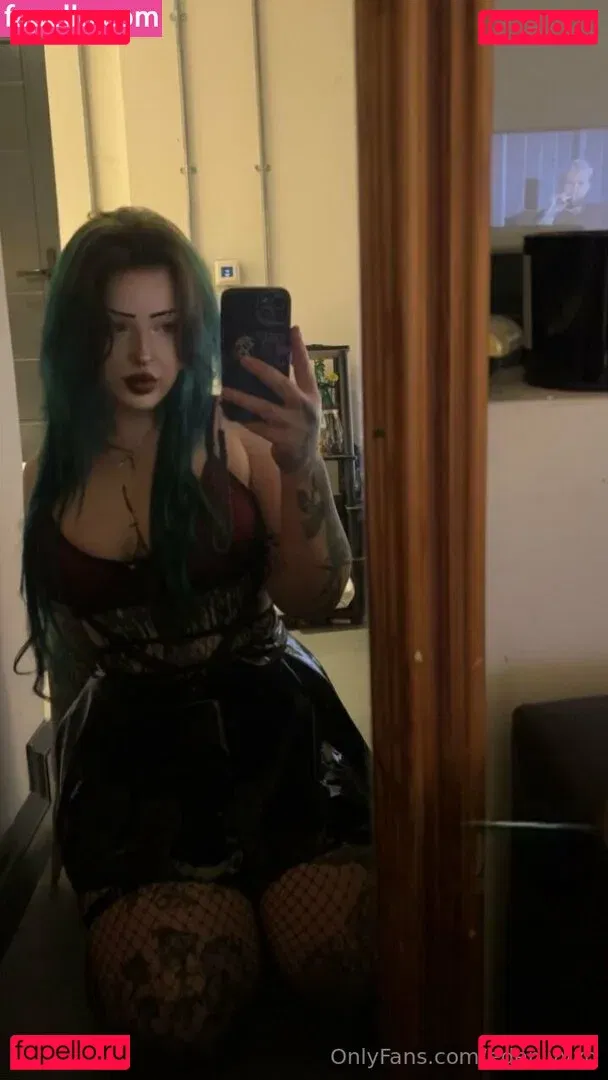 edenivyxo Onlyfans Photo Gallery 