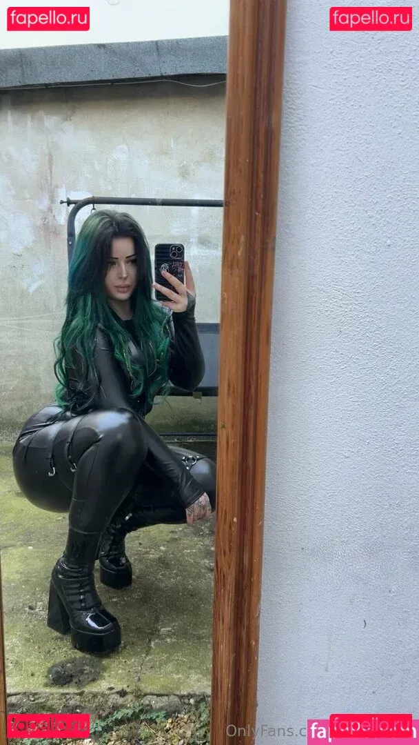 edenivyxo Onlyfans Photo Gallery 