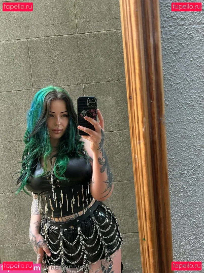 edenivyxo Onlyfans Photo Gallery 
