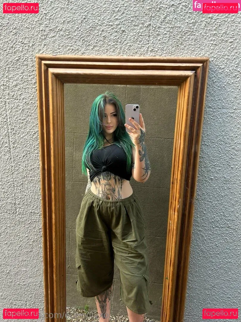 edenivyxo Onlyfans Photo Gallery 