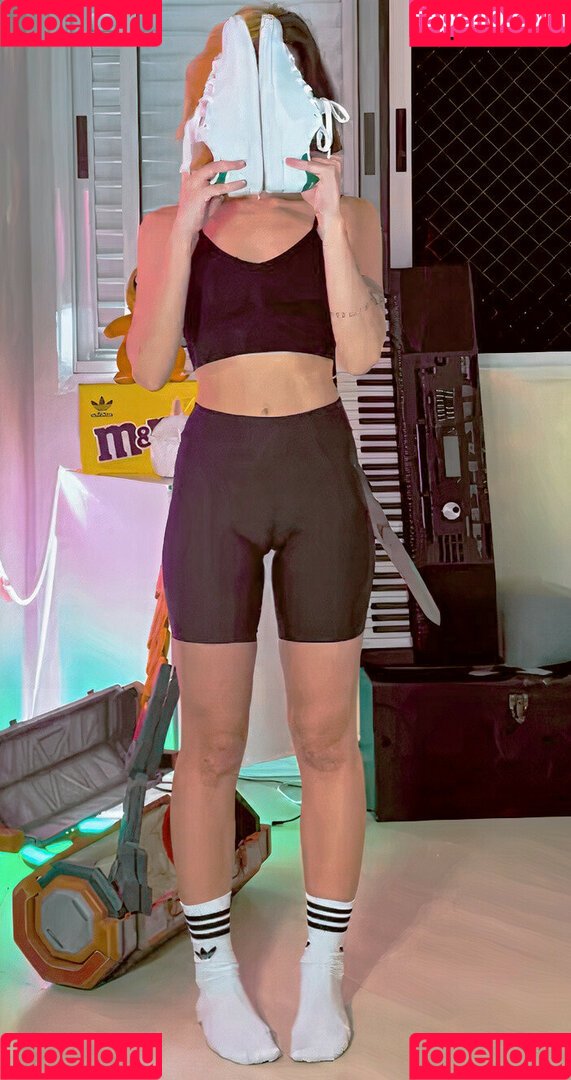 Loud Thaiga Onlyfans Photo Gallery 