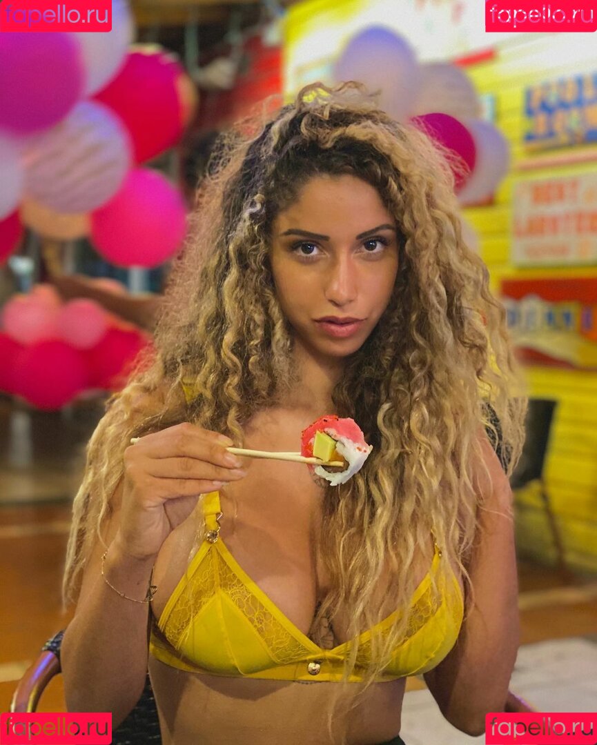 Miiaroma2 Onlyfans Photo Gallery 