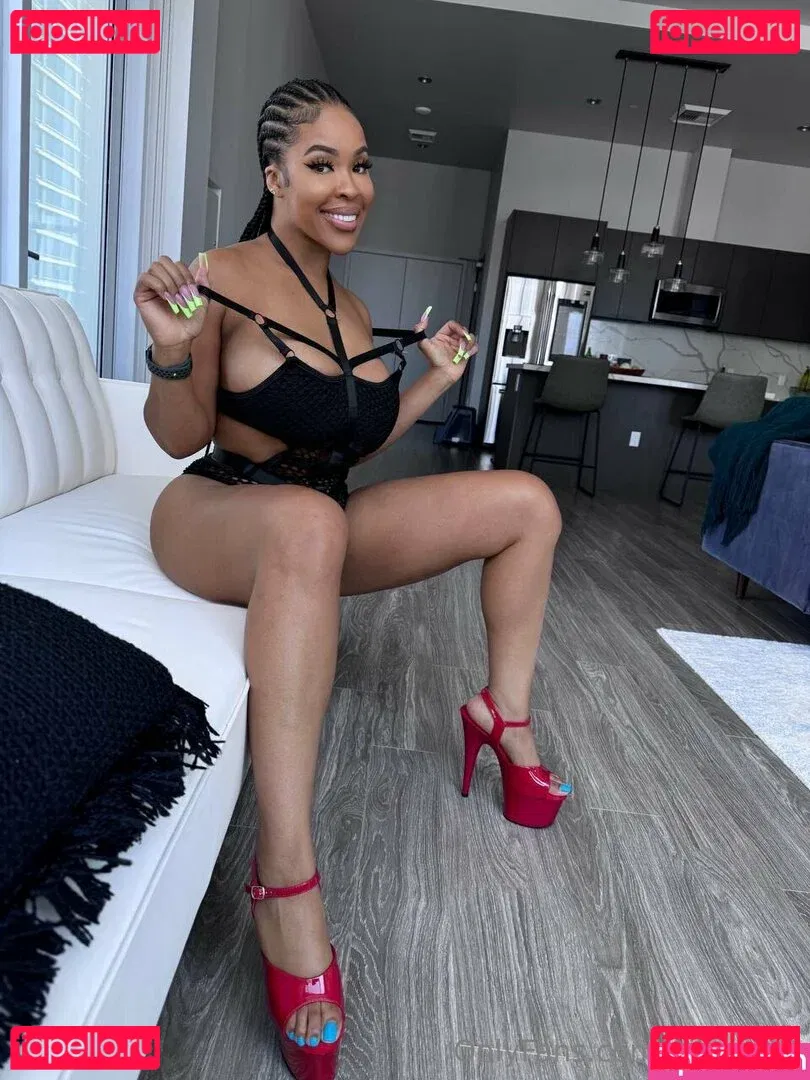 Aryanatv Onlyfans Photo Gallery 