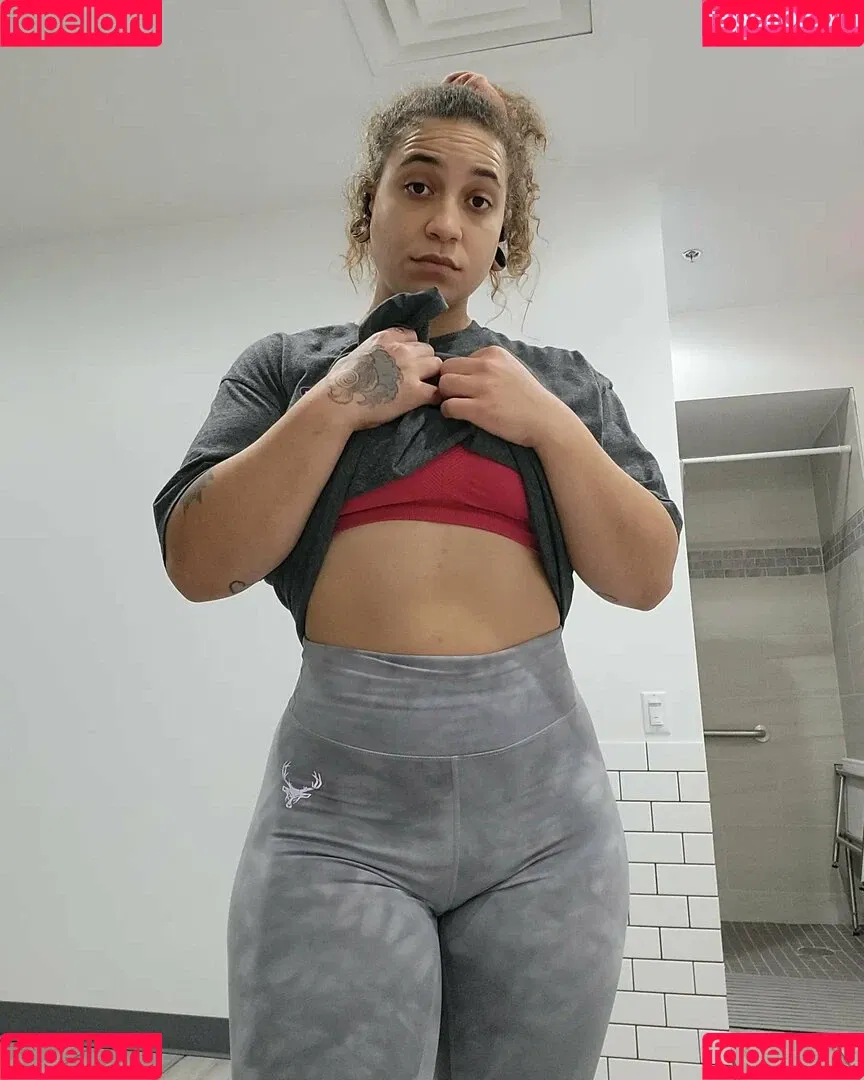 Emm Loomis Onlyfans Photo Gallery 