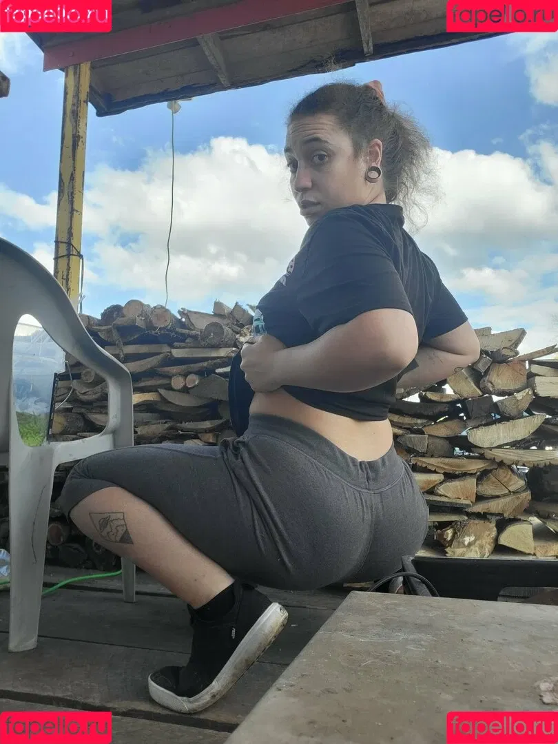 Emm Loomis Onlyfans Photo Gallery 