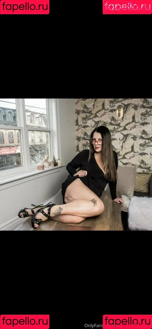 saxanextdoor Onlyfans Photo Gallery 