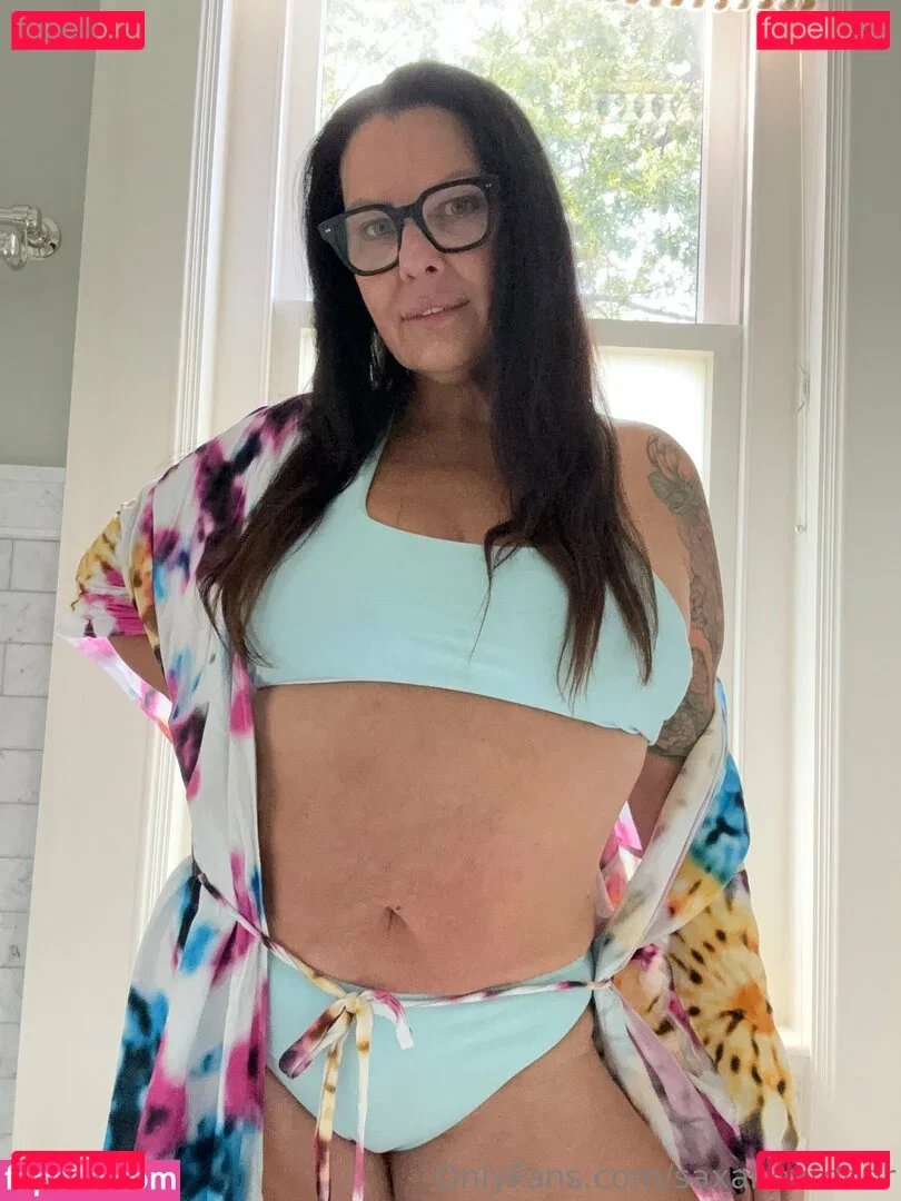 saxanextdoor Onlyfans Photo Gallery 