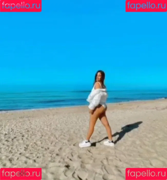 Frida Najera Onlyfans Photo Gallery 